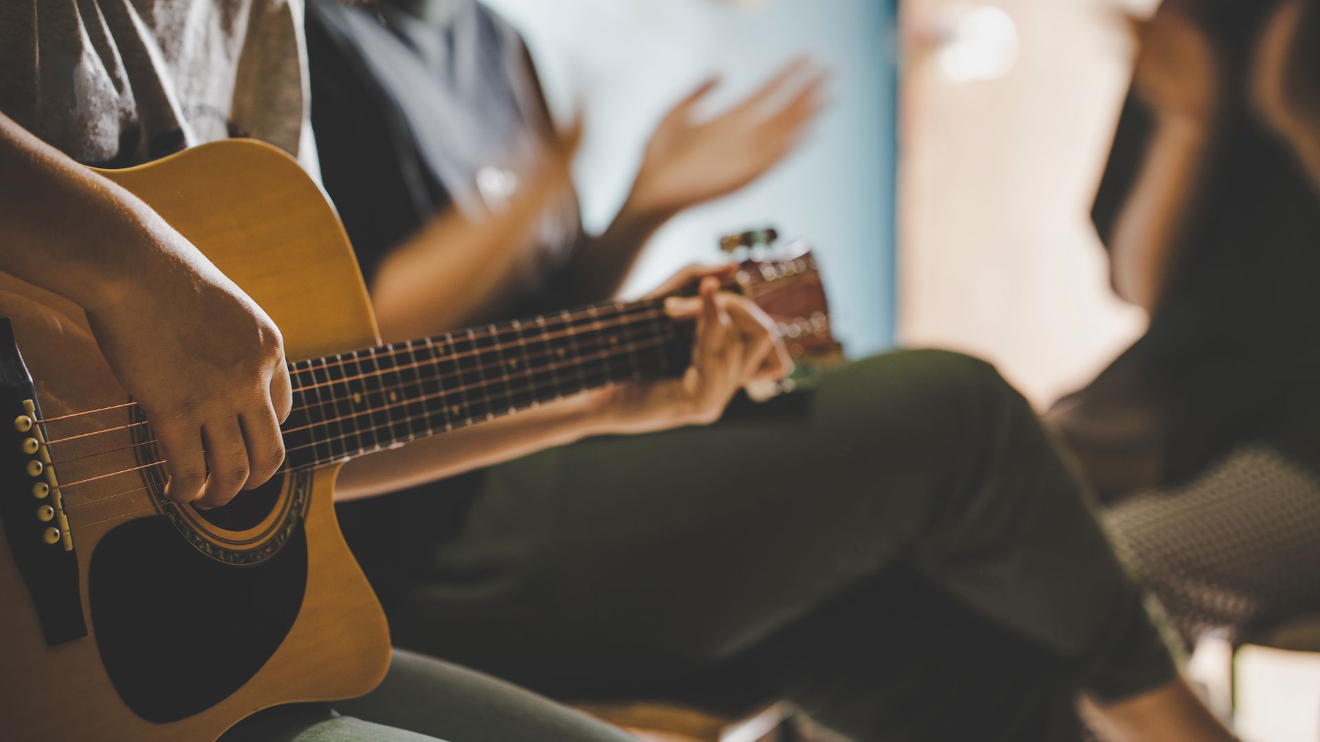 Praise and Worship guitar lessons